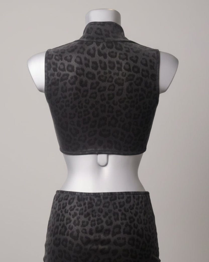 TOP ALICE LEO