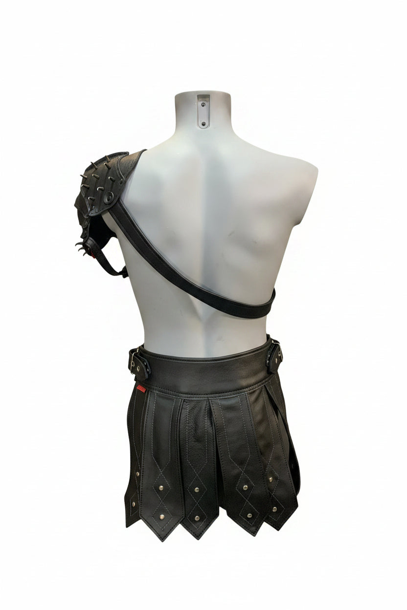 épaulière gladiateur en cuir