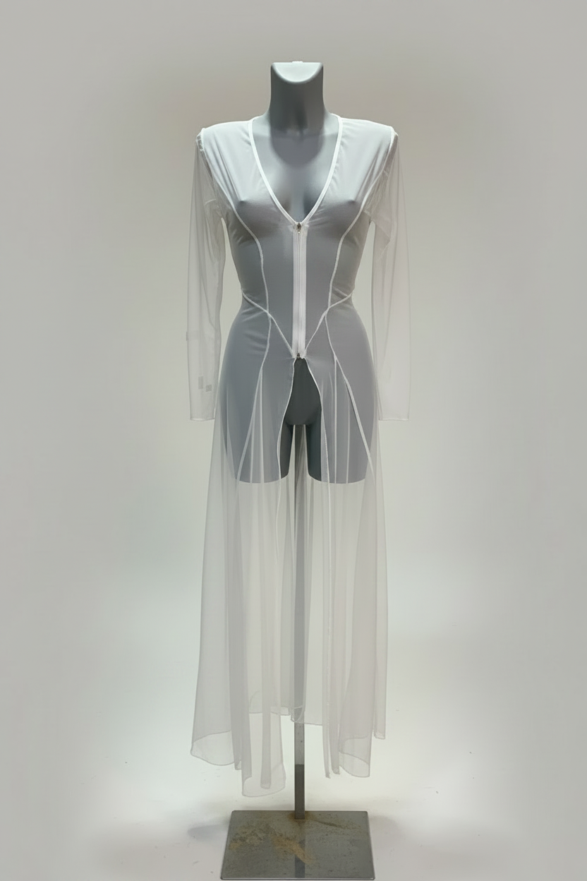 Manteau Fetish en tulle blanc