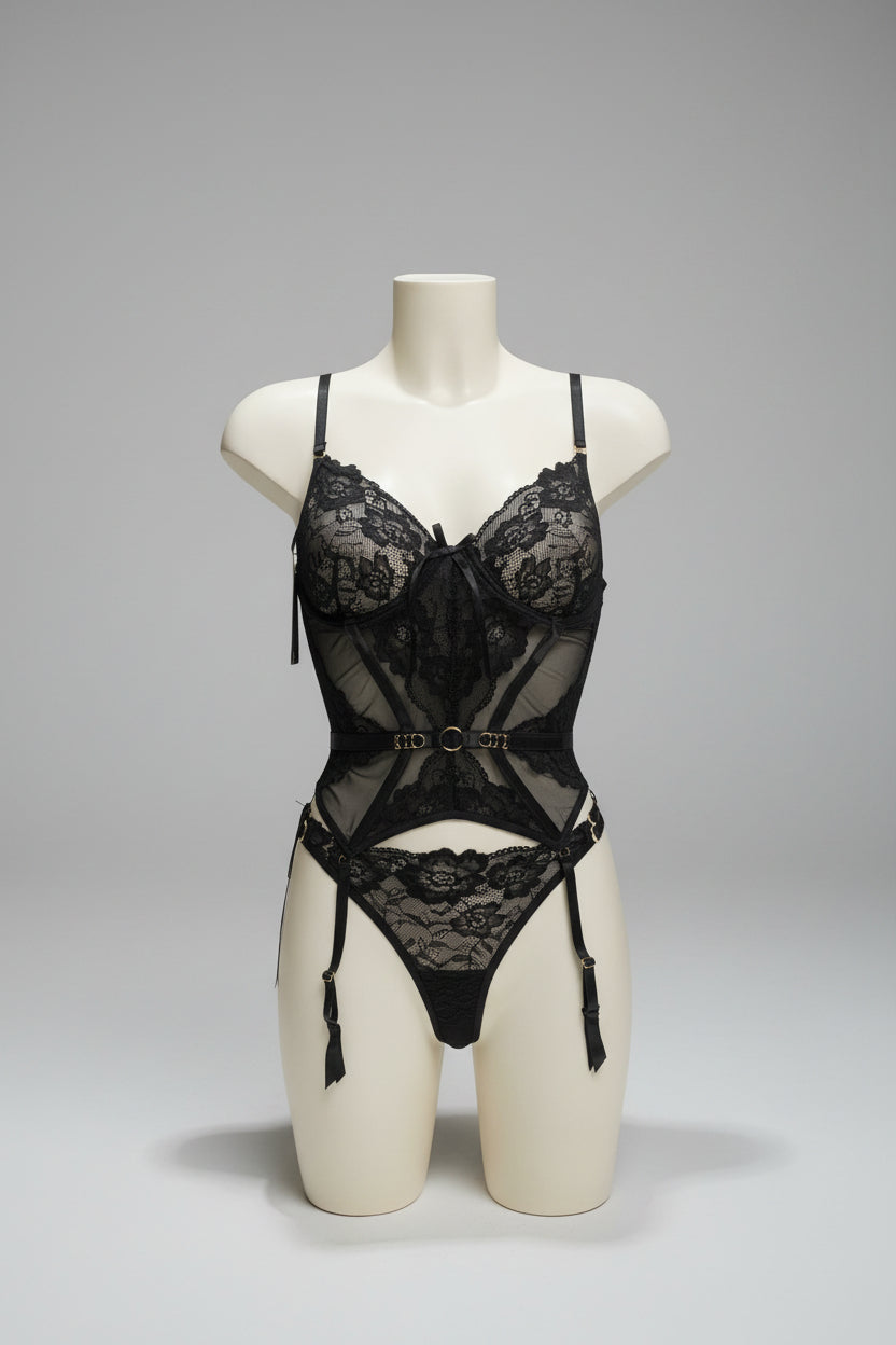 Ensemble bustier lingerie en dentelle et tulle