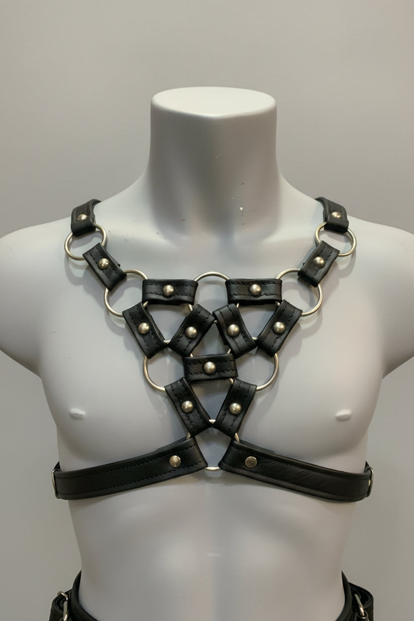 Maille en cuir épaules gladiateur