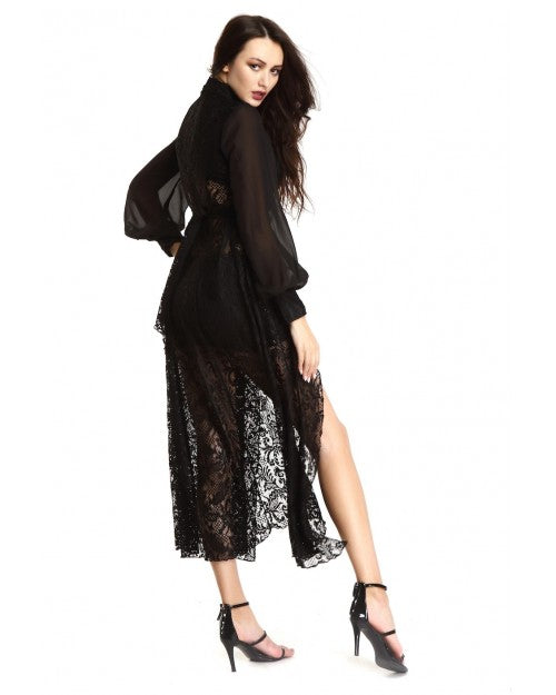 Manteau gothique en dentelle