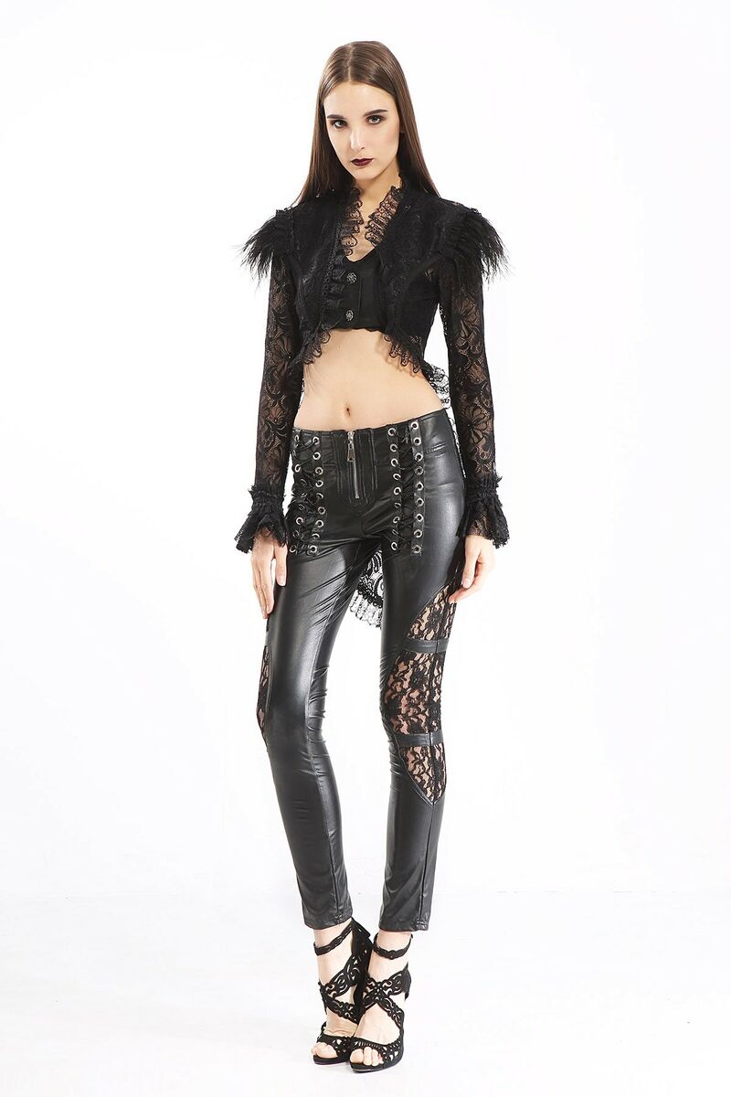 Gilet dentelle et plumes