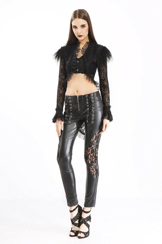 Gilet dentelle et plumes