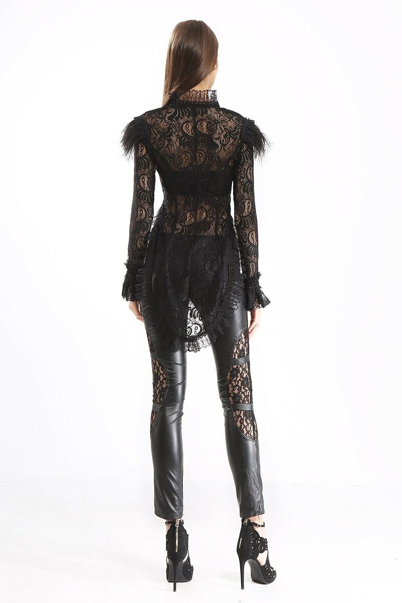 Gilet dentelle et plumes
